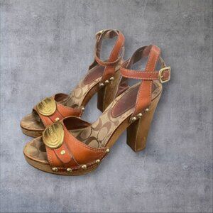Old School Vintage Coach Size 10 Wooden Heel Strap Platforms in British Tan